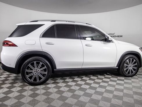 Used 2024 Mercedes-Benz GLE 450 4MATIC image 3