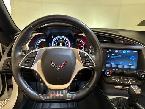 Used 2019 Chevrolet Corvette Z06 RWD image 8
