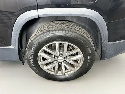 Used 2017 GMC Acadia SLE w/ Driver Alert Package I FWD image 11