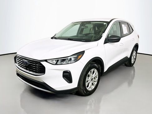 Used 2024 Ford Escape Active image 3