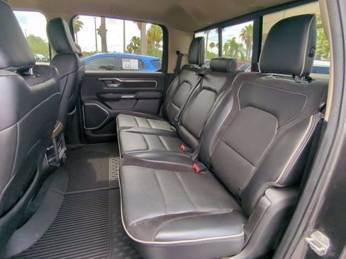 Used 2019 RAM 1500 Laramie AWD/4WD image 15