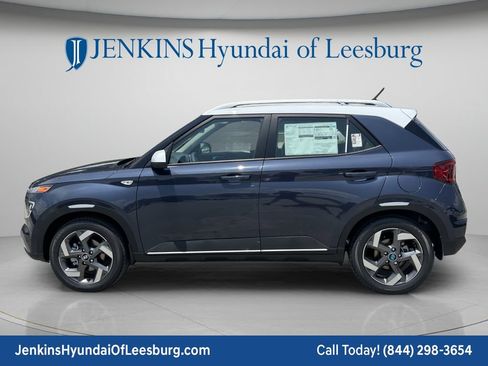 New 2026 Hyundai Venue SEL FWD image 9