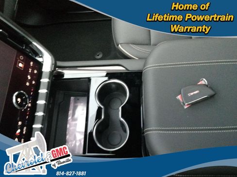 New 2026 GMC Yukon Elevation image 28