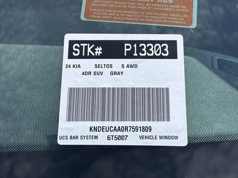 Used 2024 Kia Seltos S AWD/4WD image 30