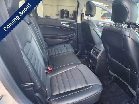 Used 2018 Ford Edge SEL w/ Equipment Group 201A FWD image 21