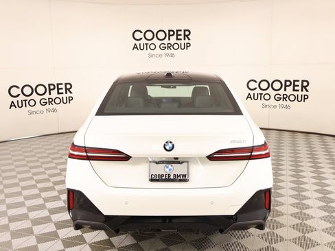 Used 2026 BMW 530i RWD image 23