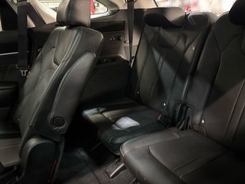 Certified 2024 Kia Sorento SX image 28