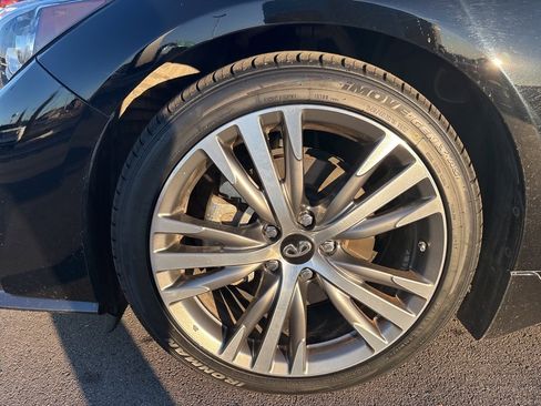 Used 2021 INFINITI Q50 Sensory image 9