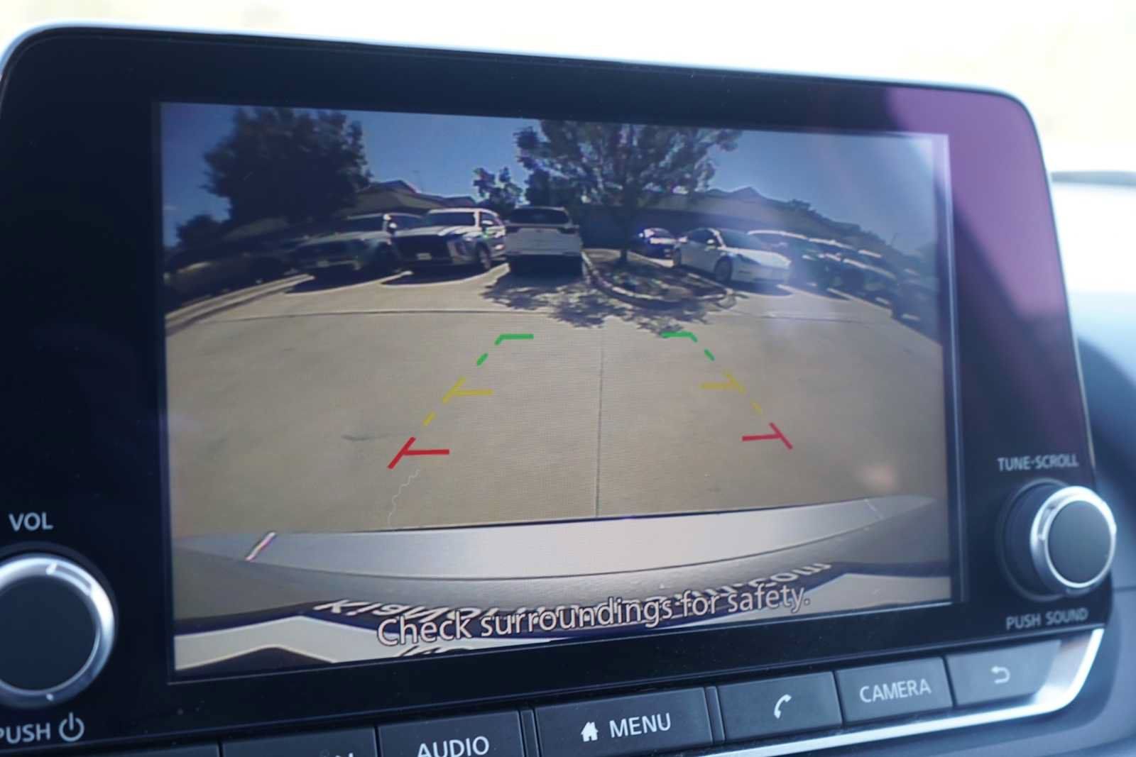 Used 2025 Nissan Rogue SV FWD image 10
