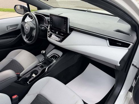 Used 2019 Toyota Corolla SE FWD image 29
