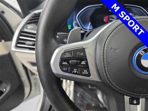 Certified 2022 BMW X5 xDrive45e w/ M Sport Package image 21