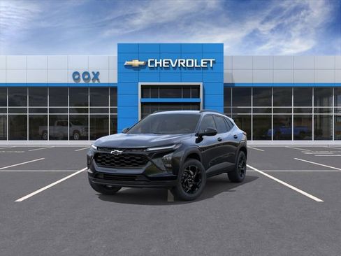 New 2026 Chevrolet Trax LT w/ Driver Confidence Package FWD image 8