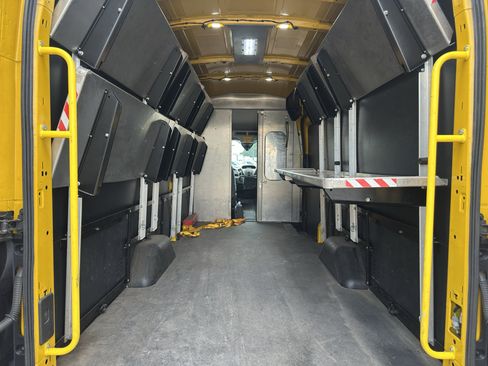 Used 2019 Ford Transit 250 148 High Roof Extended RWD image 16
