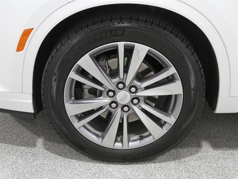 Certified 2024 Cadillac XT6 Premium Luxury image 24