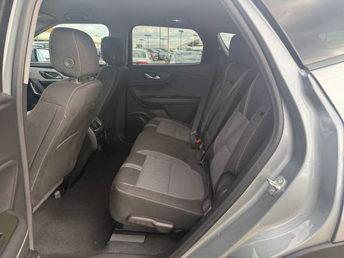 Used 2025 Chevrolet Blazer LT image 25