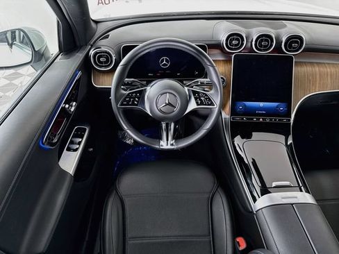 Used 2024 Mercedes-Benz GLC 300 image 22