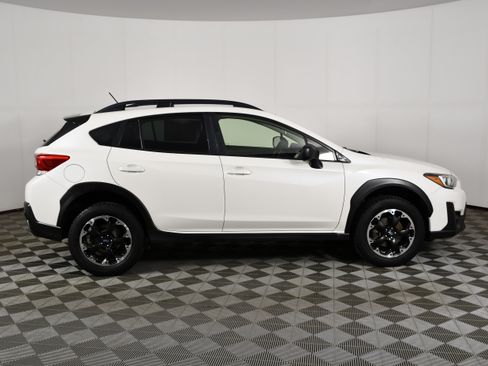 Used 2023 Subaru Crosstrek 2.0i AWD/4WD image 5