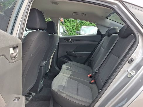 Used 2021 Hyundai Accent SEL FWD image 10