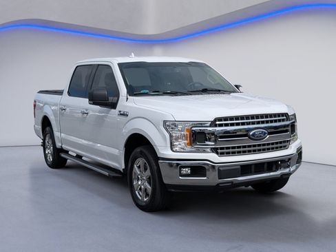 Used 2018 Ford F150 XLT w/ Equipment Group 302A Luxury RWD image 5