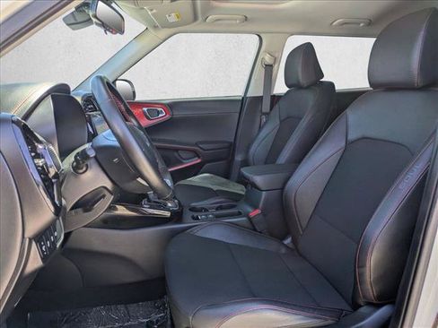 Used 2023 Kia Soul GT-Line w/ GT-Line Technology Package FWD image 17