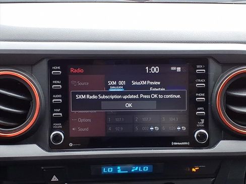 Used 2023 Toyota Tacoma TRD Off-Road image 19