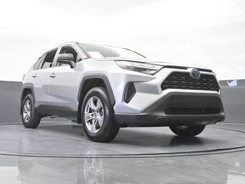 Used 2024 Toyota RAV4 LE AWD/4WD image 52