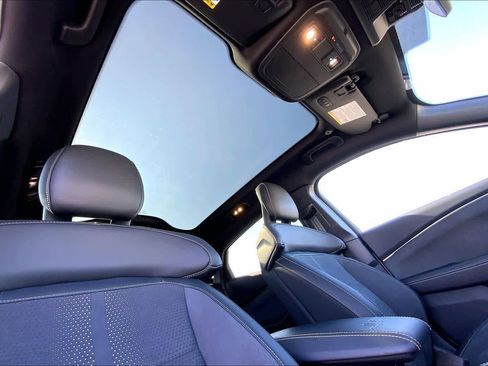 Certified 2025 Ford Mustang Mach-E GT image 14