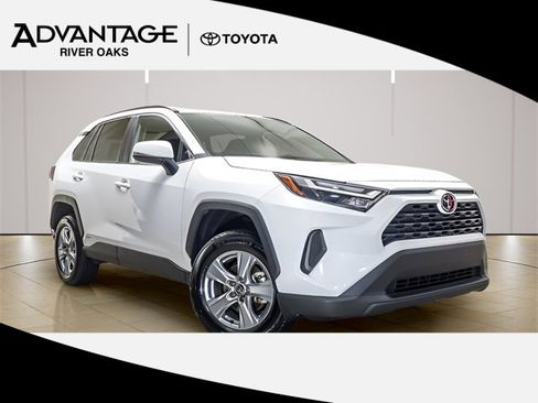 Certified 2025 Toyota RAV4 XLE image 1