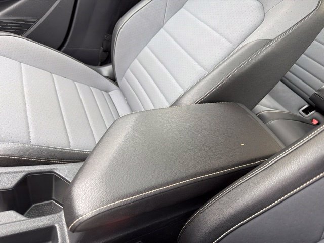 Used 2025 Volkswagen Jetta SE FWD image 26