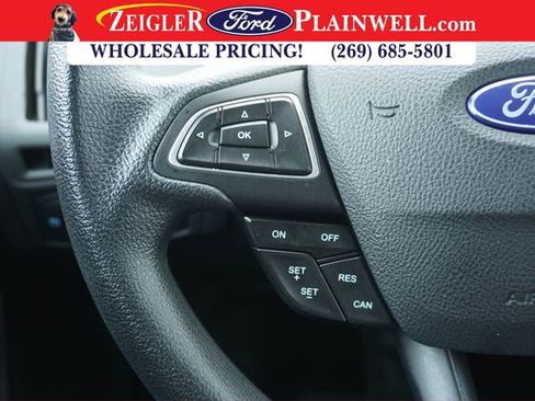 Used 2017 Ford Focus SE image 20