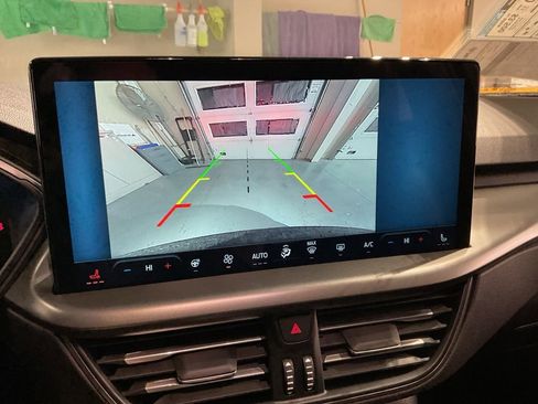 New 2026 Ford Escape SE image 15