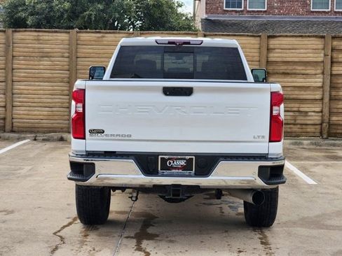 Used 2020 Chevrolet Silverado 2500 LTZ w/ LTZ Texas Edition image 15