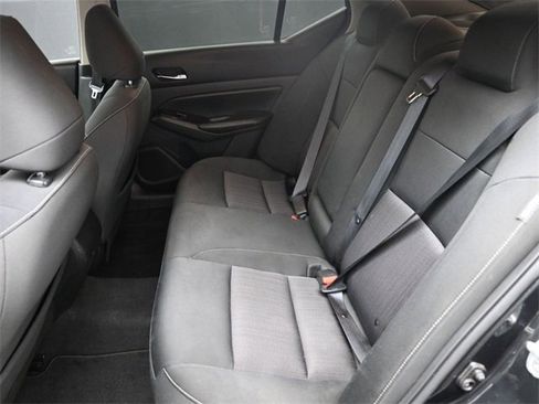 Used 2021 Nissan Altima 2.5 SV image 18