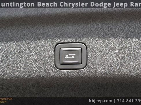 Used 2025 Chevrolet Tahoe Z71 image 50