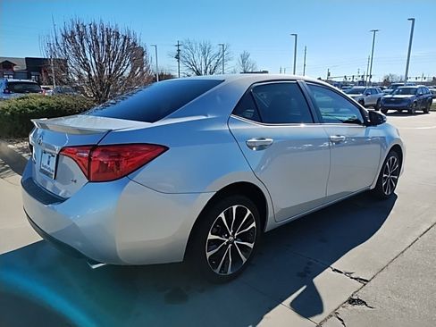 Used 2017 Toyota Corolla SE image 7