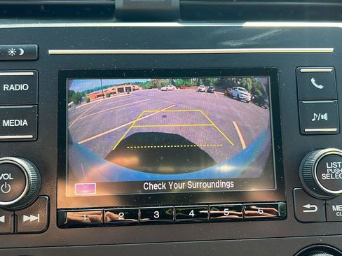 Used 2019 Honda Civic LX image 10