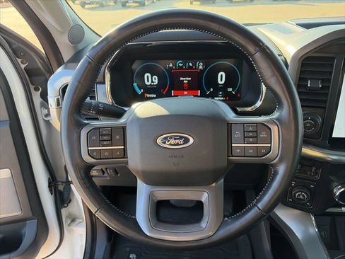 Used 2022 Ford F150 Lariat w/ Max Trailer Tow Package image 18