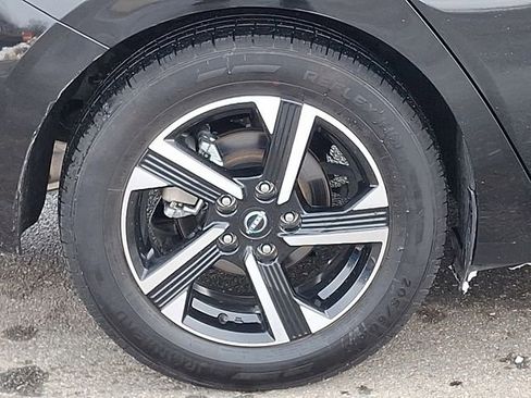 Used 2024 Nissan Sentra SV image 30