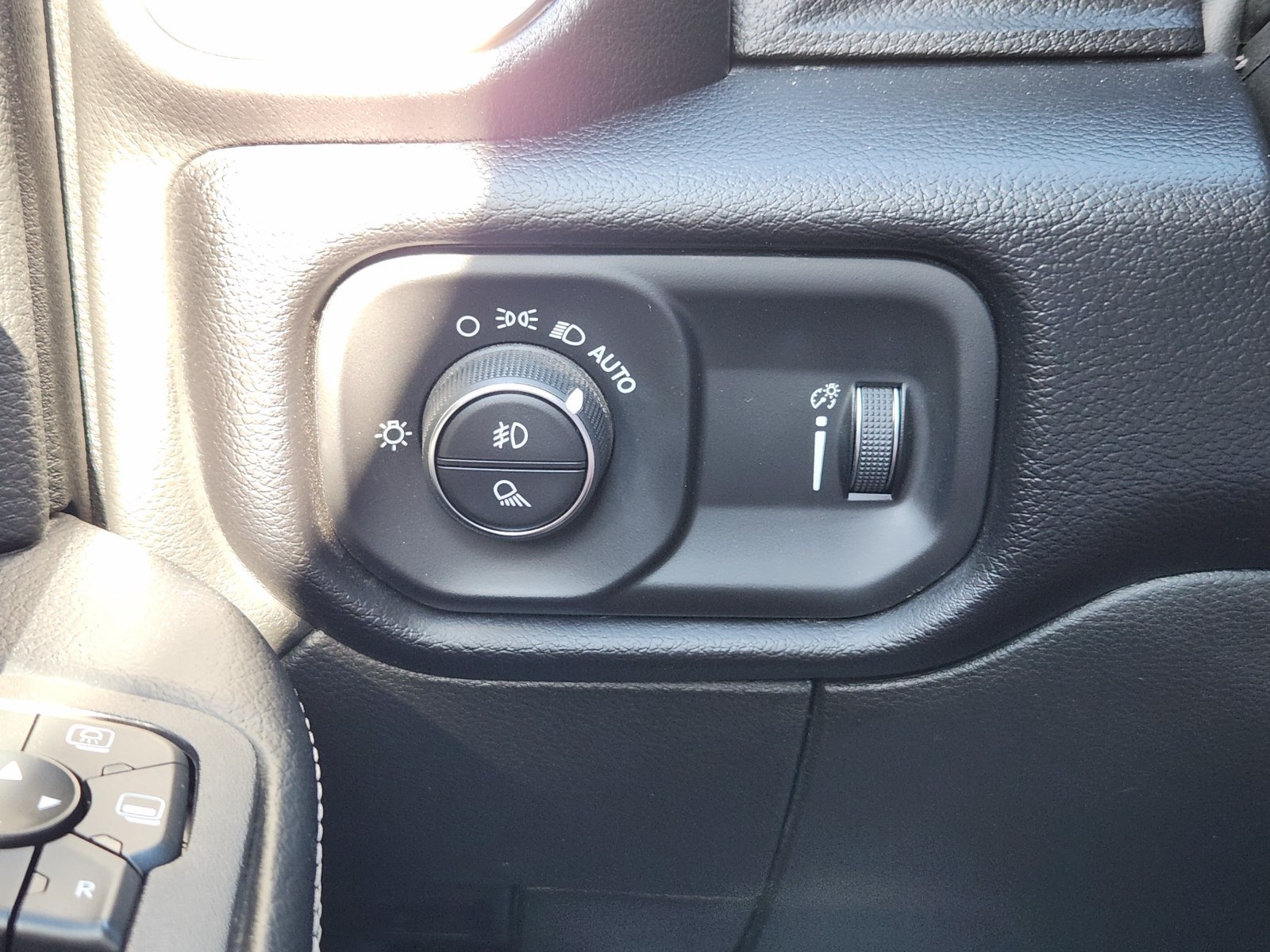 Used 2026 RAM 2500 Big Horn AWD/4WD image 32