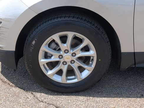 Used 2021 Chevrolet Equinox LT FWD image 14