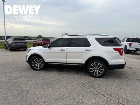 Used 2016 Ford Explorer Platinum AWD/4WD image 9