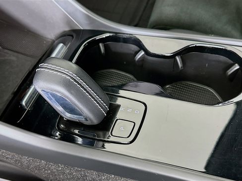 Used 2021 Volvo XC40 P8 Recharge w/ Advanced Package image 25