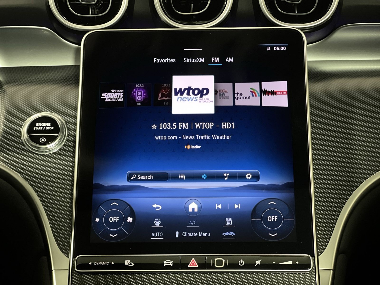 Used 2024 Mercedes-Benz GLC 300 4MATIC image 18