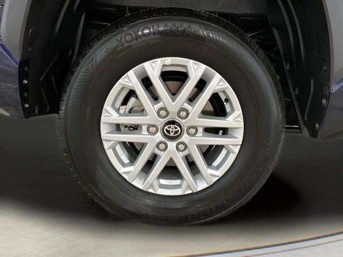 Used 2026 Toyota Tundra SR5 w/ SR5 Convenience Package RWD image 89