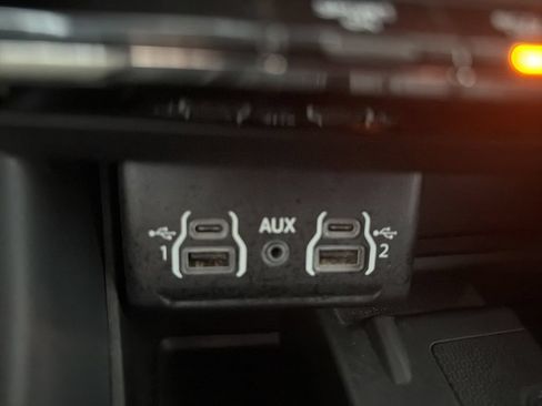 Used 2024 Dodge Durango R/T w/ Blacktop Package AWD/4WD image 17