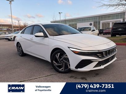 Used 2024 Hyundai Elantra SEL w/ Convenience Package