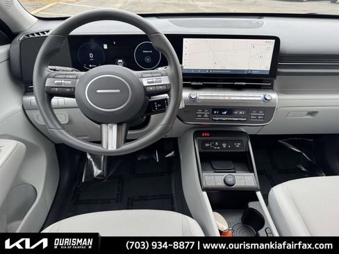 Used 2024 Hyundai Kona SEL w/ Convenience Package image 3