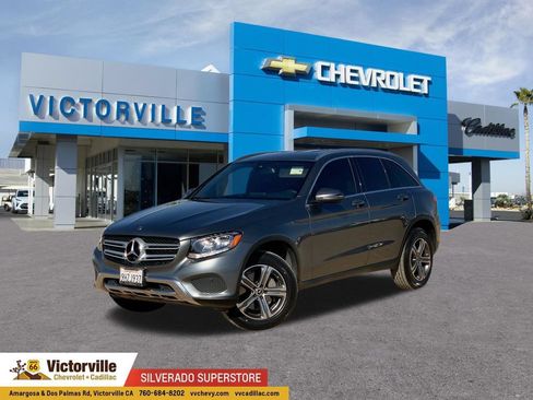 Used 2018 Mercedes-Benz GLC 300 4MATIC image 1