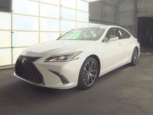 Used 2025 Lexus ES 350 w/ Premium Package FWD image 1