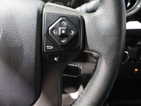 Used 2017 Toyota Tacoma TRD Off-Road w/ Tow Package (A/T) image 35